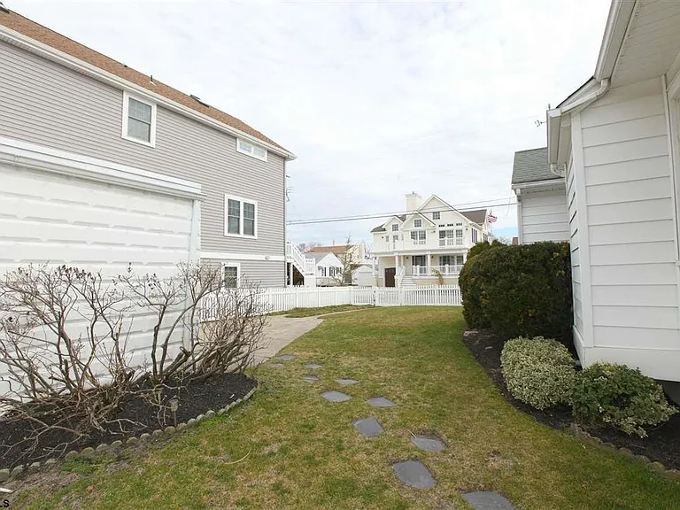 104 N 35th Ave #WINTER — Photo 21