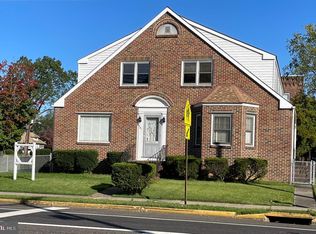 301 E Main St, Maple Shade, NJ 08052