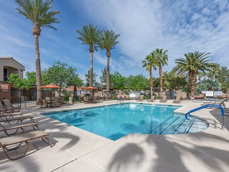 Vintage Desert Rose Senior Apartments | Affordable Apartments 55+ — Photo 2