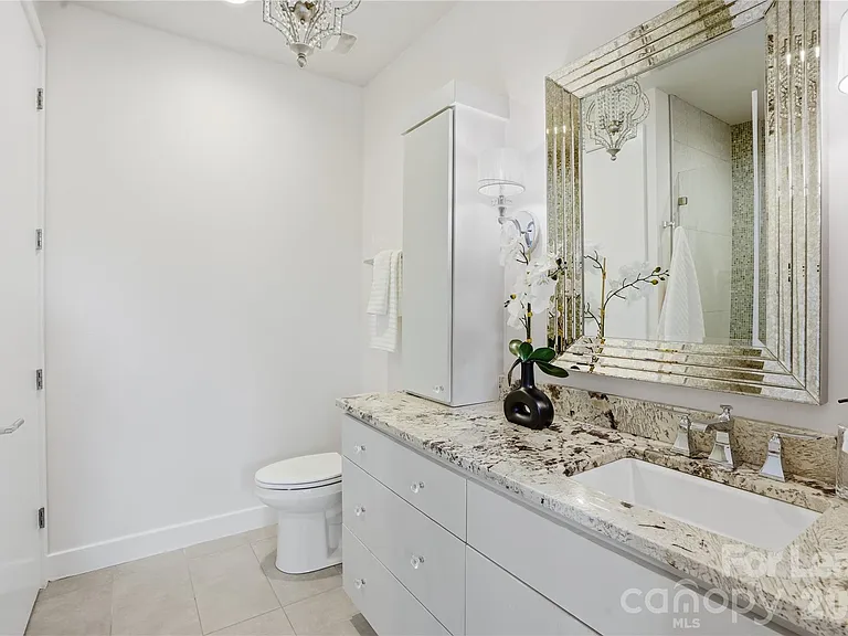 1133 Metropolitan Ave — Photo 19