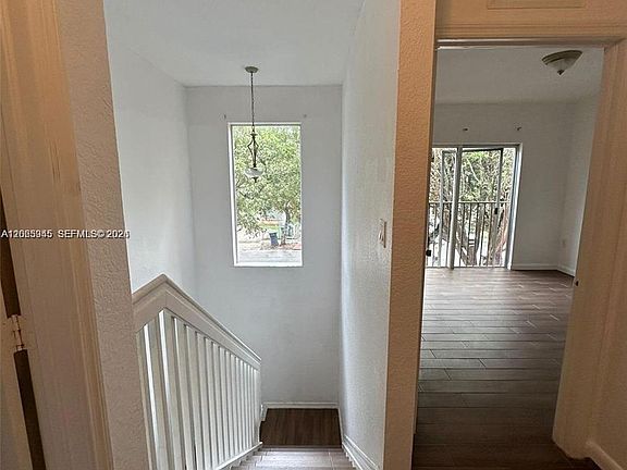 3rd image of 948 SW 6th Ct #948