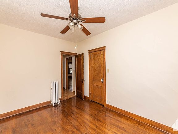 5th image of 1150 W Waveland Ave #2B