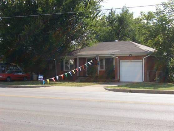 1st image of 4505 N Rockwell Ave