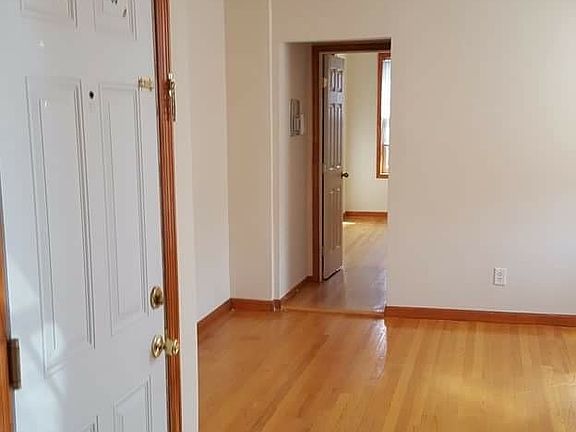 4th image of 111 Stuyvesant Ave APT 2R