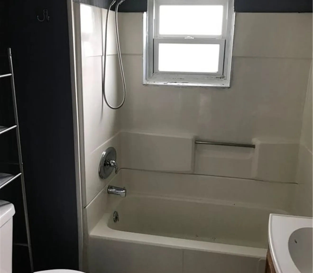 3 bed, 1102 sqft, $1,495 — Photo 3