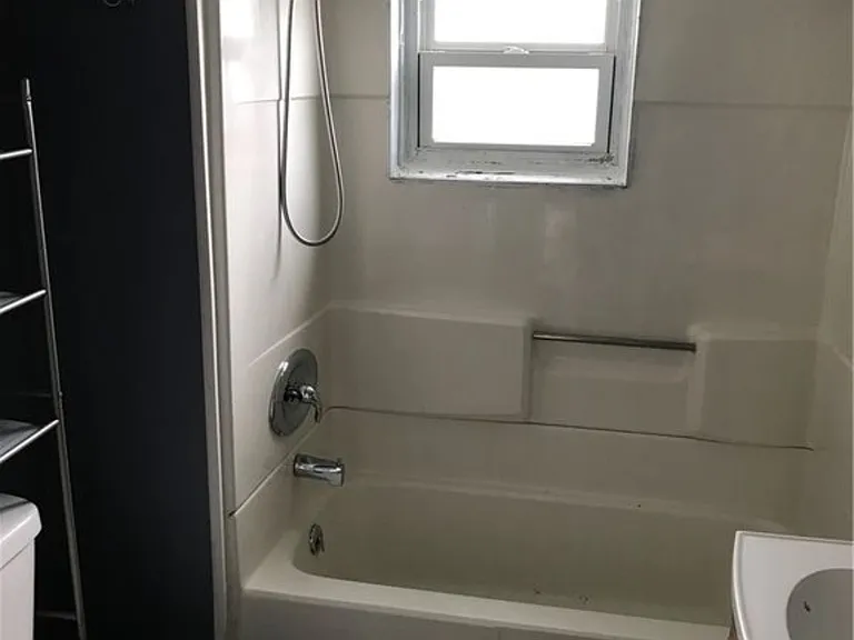 601 E Canal St #601 — Photo 3