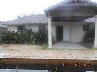 1716 Ridgelake Dr, Metairie, LA 70001