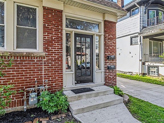 2nd image of 8 Heussy Ave