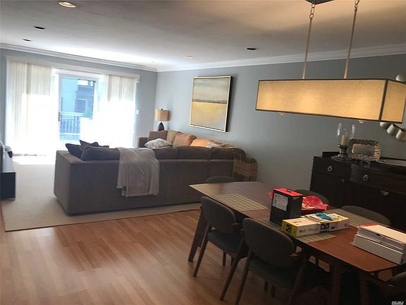 5th image of 126 Foxwood Dr