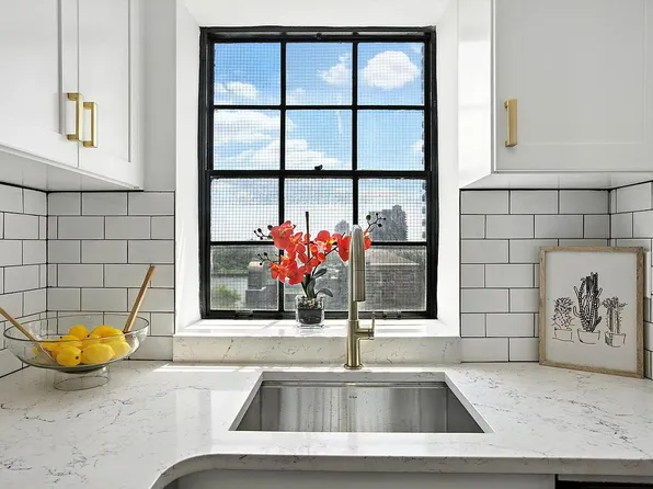 520 E 76th St APT 8H, Manhattan, NY 10021