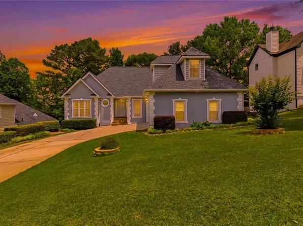 310 Melanie Way, Lawrenceville, GA 30044
