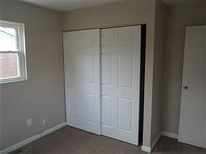 5th image of 10803 Maplehill Dr