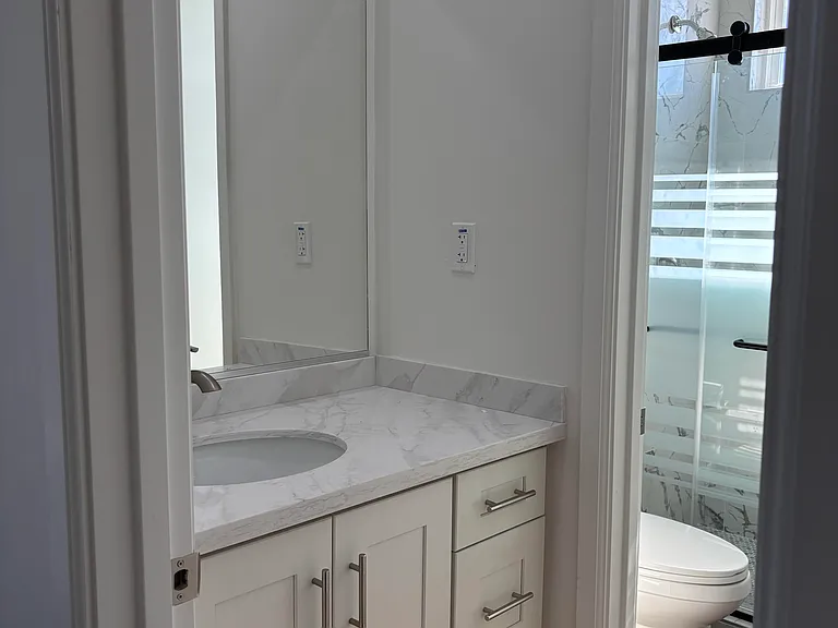 5263 Pirotte Dr — Photo 11