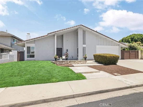 25521 Rhoda Dr, Mission Viejo, CA 92691