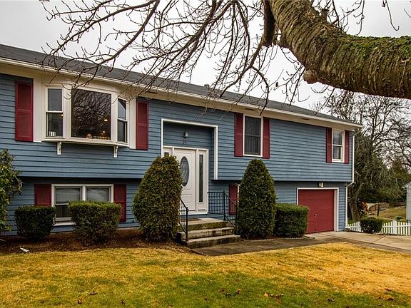 2nd image of 29 Elena St