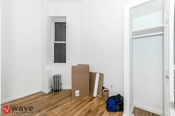 Rented by Wave Real Estate Group | media 65