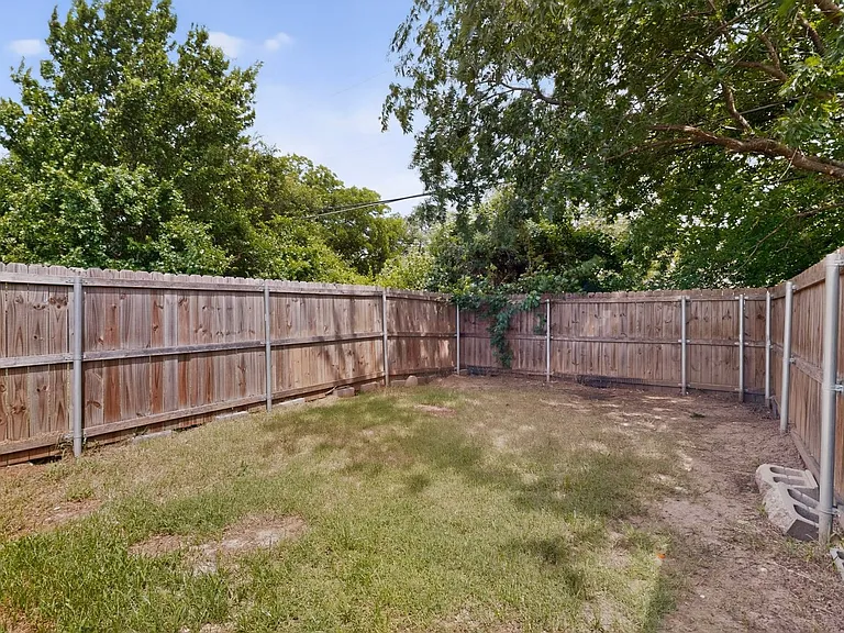 117 W Wilson Ave — Photo 33
