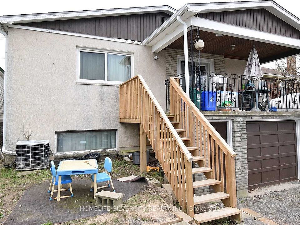 2nd image of 106 Townline Rd W