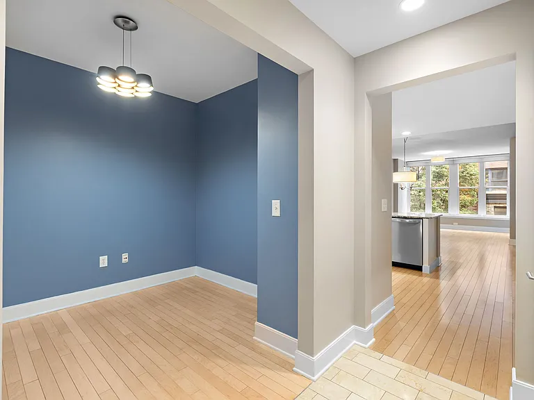 1125 Maxwell Ln #222 — Photo 15