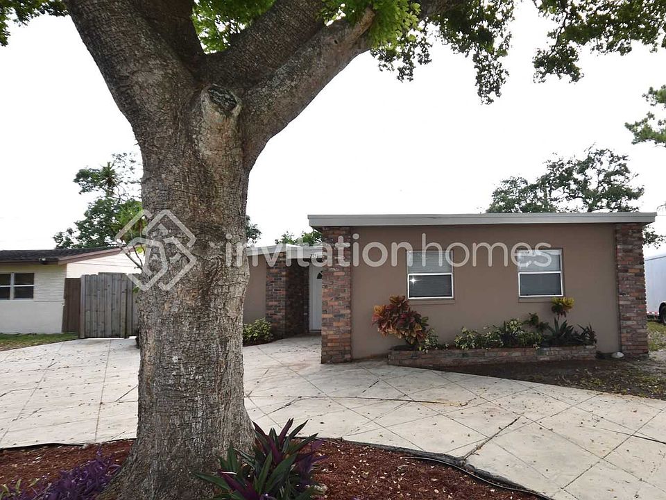 1st image of 2751 N 66th Ave