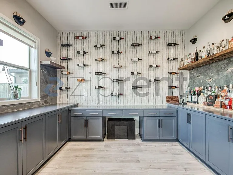 4721 Overstone Ave — Photo 9