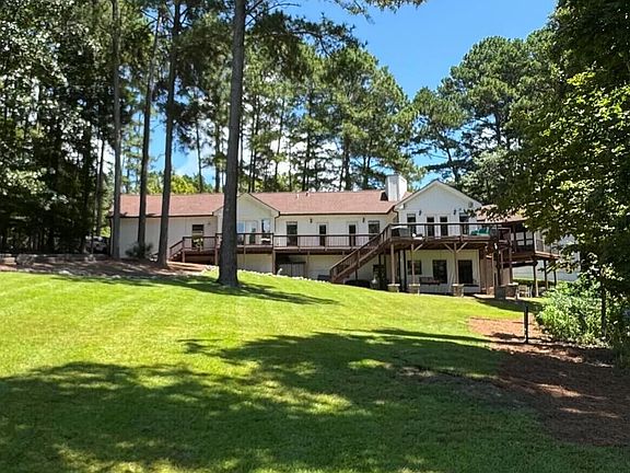 2nd image of 117 Forest Ridge Cir