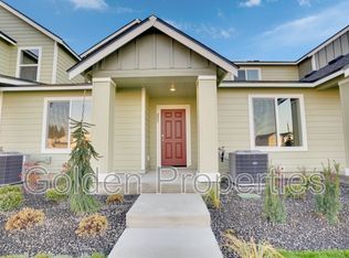 223 E Lupine Ln, Hayden Lake, ID 83835