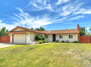 1361 Rincon Villa Dr, Escondido, CA 92027