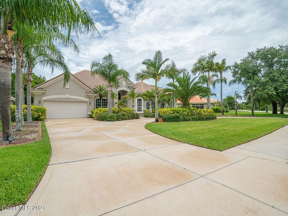 1st image of 300 Baytree Dr