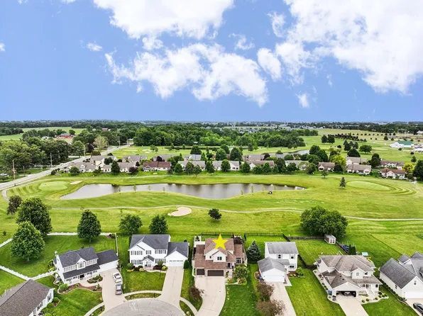 1479 Golf View Dr, Nappanee, IN 46550