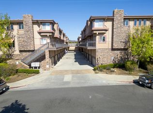 5241 Colodny Dr UNIT 301, Agoura Hills, CA 91301