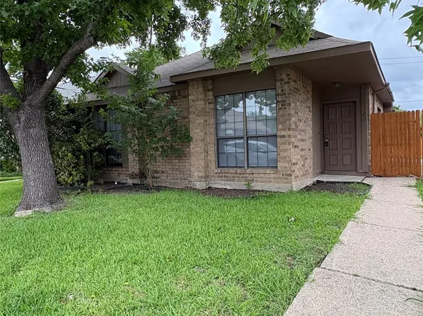 1120 Old Barn Ln, Mesquite, TX 75149