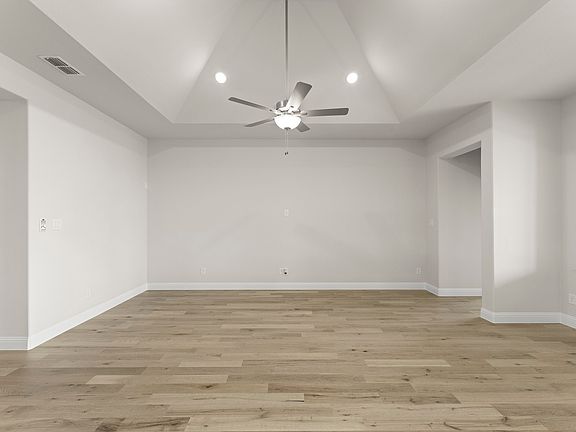 3rd image of 3933 Melica Ln