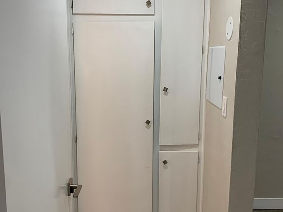3rd image of 2777 Nimitz Blvd APT 6