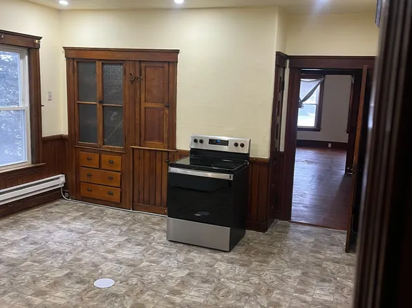 77 Sterling St Unit 1, Worcester, MA 01610