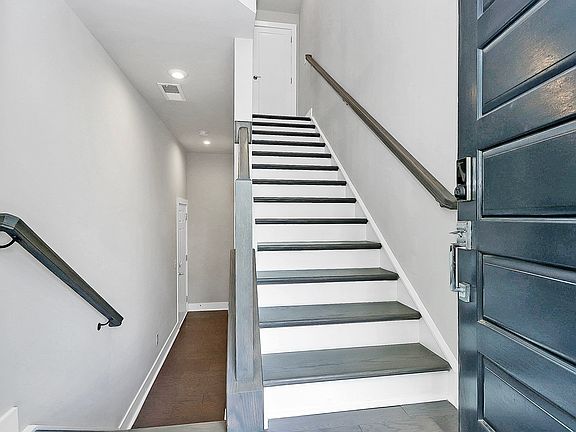 3rd image of 3726 Sky Haven Dr #1