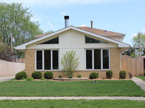 2nd image of 13825 S Laramie Ave