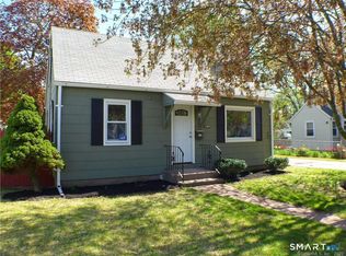 70 Whitney Rd, Manchester, CT 06040