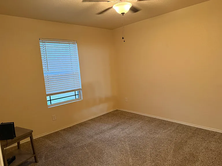 851 Liberty Park Dr — Photo 13