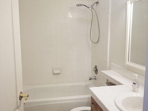 5th image of 7518 N Carnegie Ave