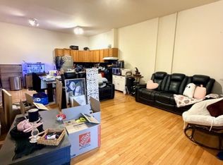 31-16 Steinway St #2F, Astoria, NY 11103