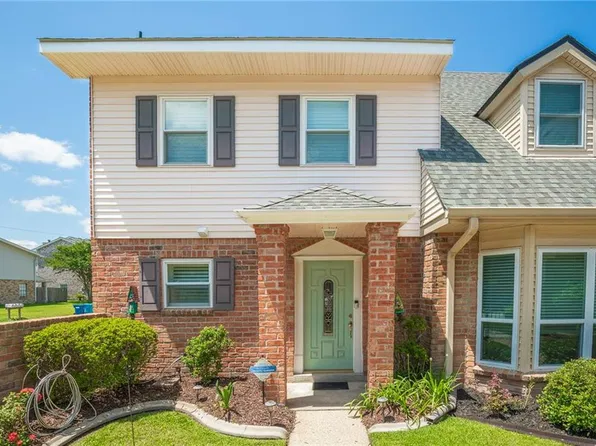 25 Brandon Hall Dr APT A, Destrehan, LA 70047