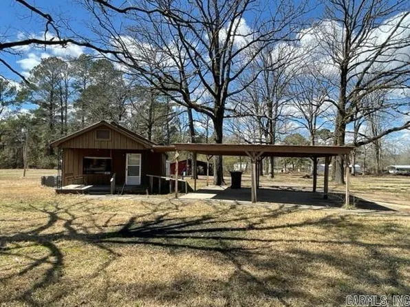 518 S 2nd St, Hampton, AR 71744