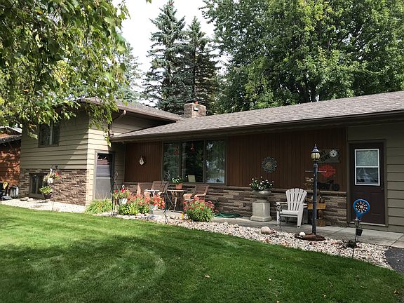 4th image of 1014 S Lakeshore Dr