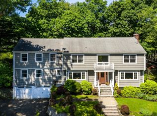 8 Barbara Ln, Irvington, NY 10533