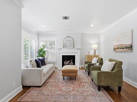4th image of 6449 Malvey Ave