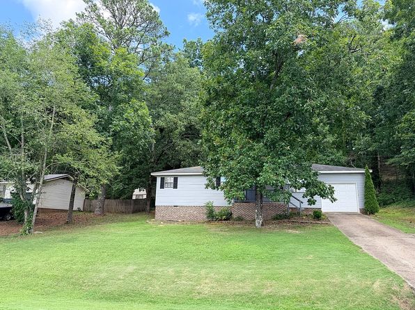 4771 Woodland Dr