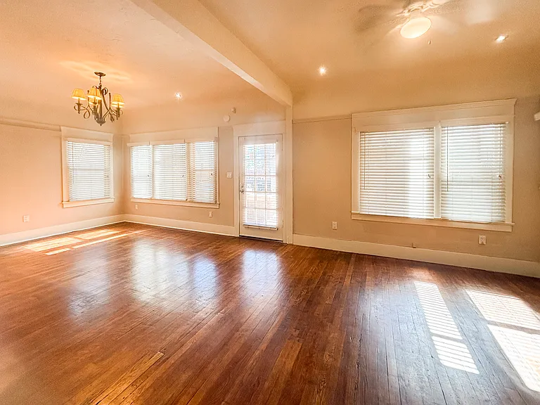 2055 Kettner Blvd — Photo 5