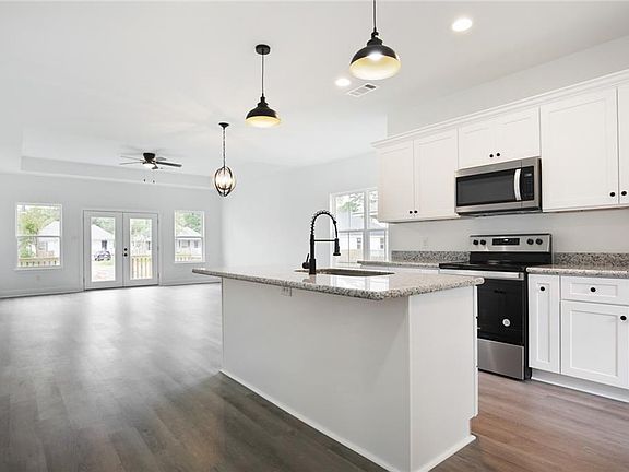 2nd image of 70425 3rd St