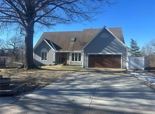 2316 Rhonda Rd, Excelsior Springs, MO 64024